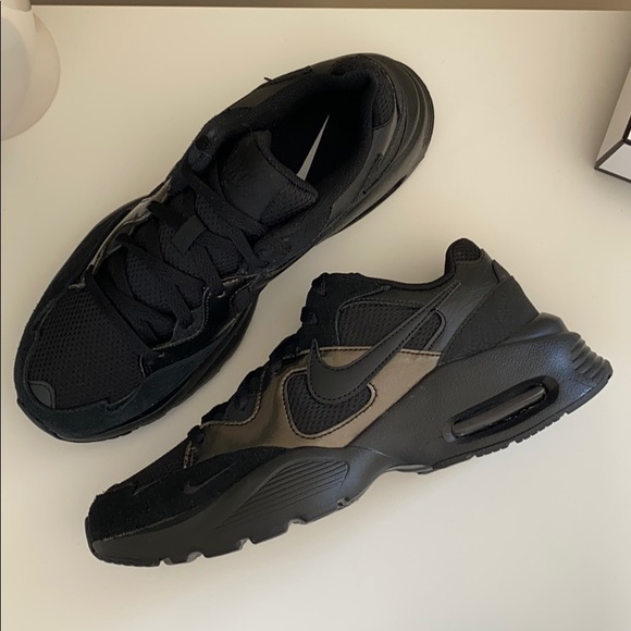 New Nike Air Max Fusion triple black shoes - Picture 4 of 8